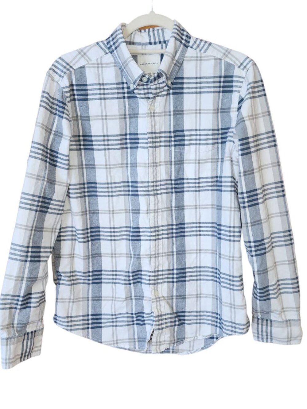 American Eagle Plaid Button up mens dress shirt size M